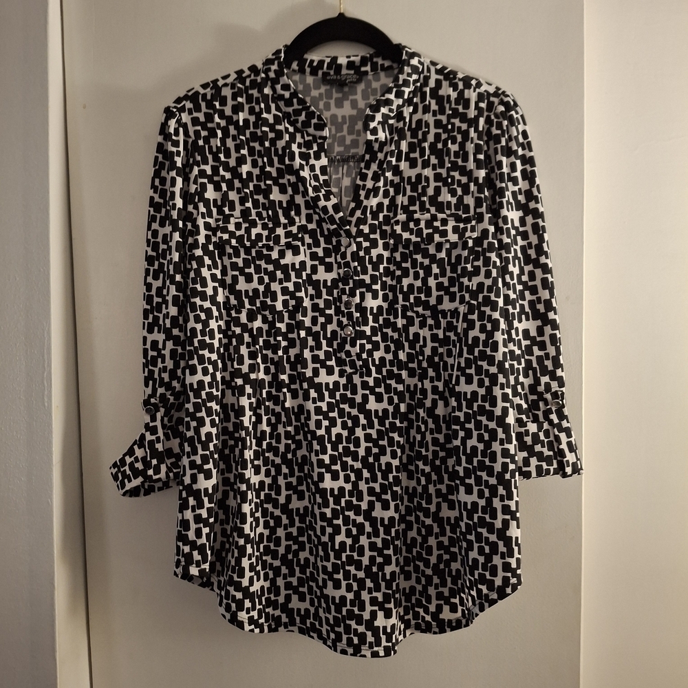 Ava & Grace Women's Black And White Patterned Blouse